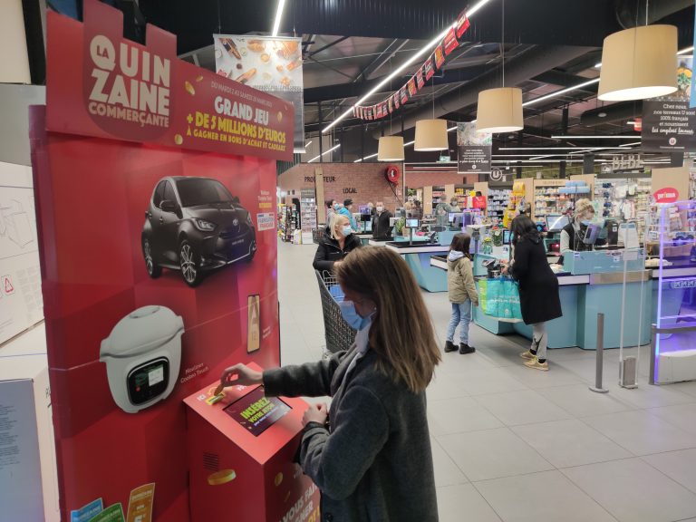 BORNE DE JEU MAGASIN