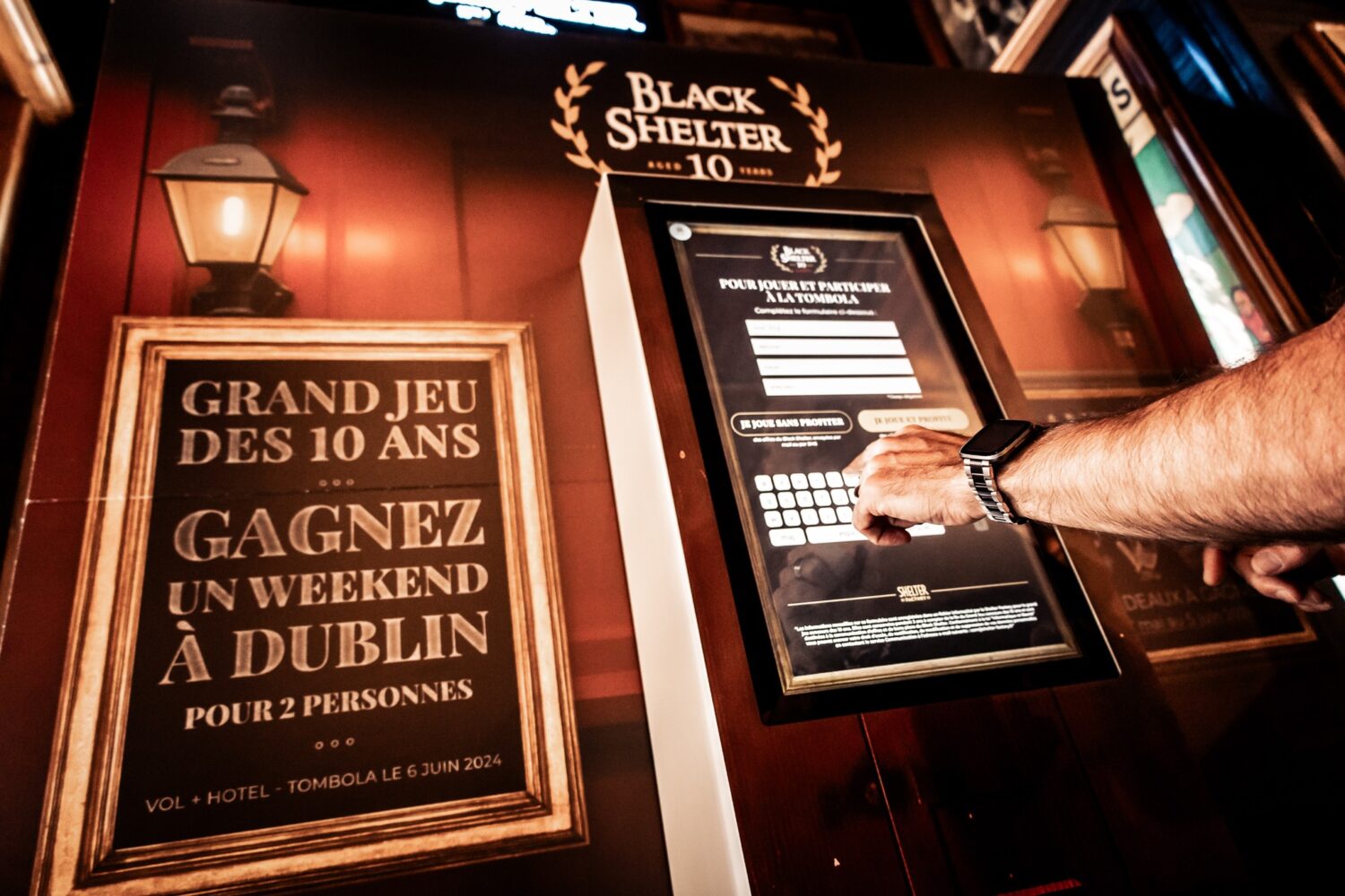 Borne d’animation interactive et digitale marketing permettant de collecter des données clients, générer des leads qualifiés et optimiser vos stratégies marketing.