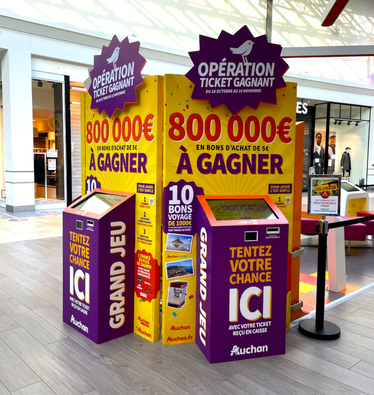 Borne d’animation interactive et digitale marketing permettant de collecter des données clients, générer des leads qualifiés et optimiser vos stratégies marketing.