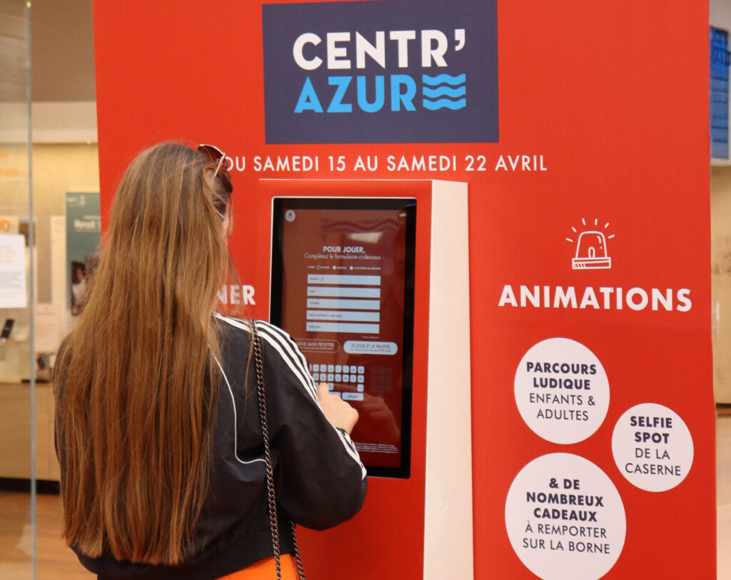 Borne d’animation interactive et digitale marketing permettant de collecter des données clients, générer des leads qualifiés et optimiser vos stratégies marketing.