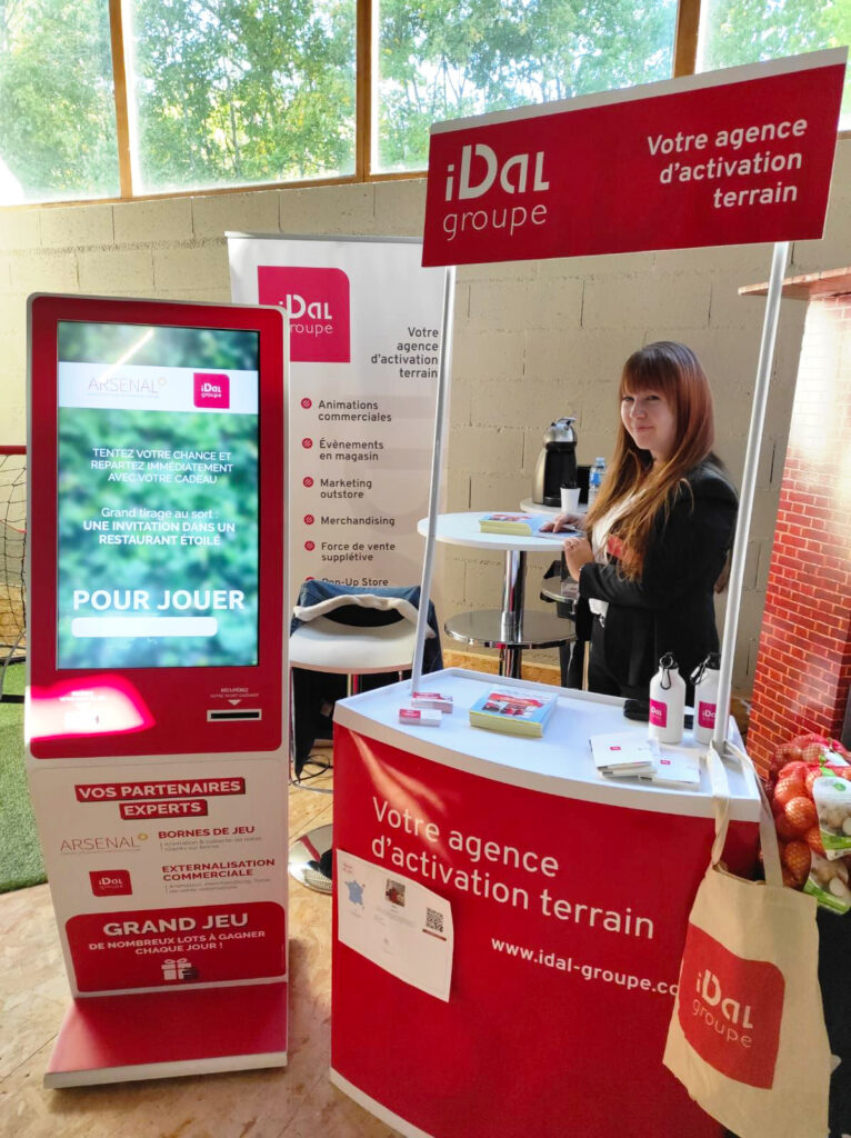 Borne d’animation interactive et digitale marketing permettant de collecter des données clients, générer des leads qualifiés et optimiser vos stratégies marketing.